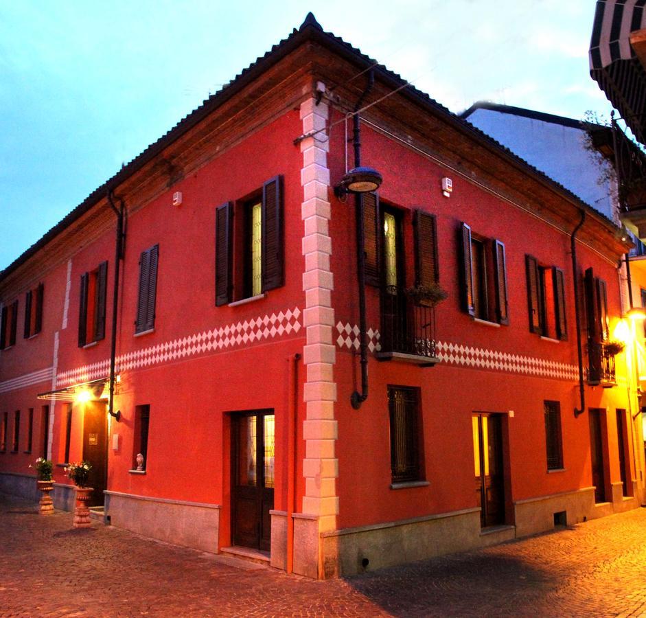 Casa Asso Di Coppe B&B Alba Kültér fotó