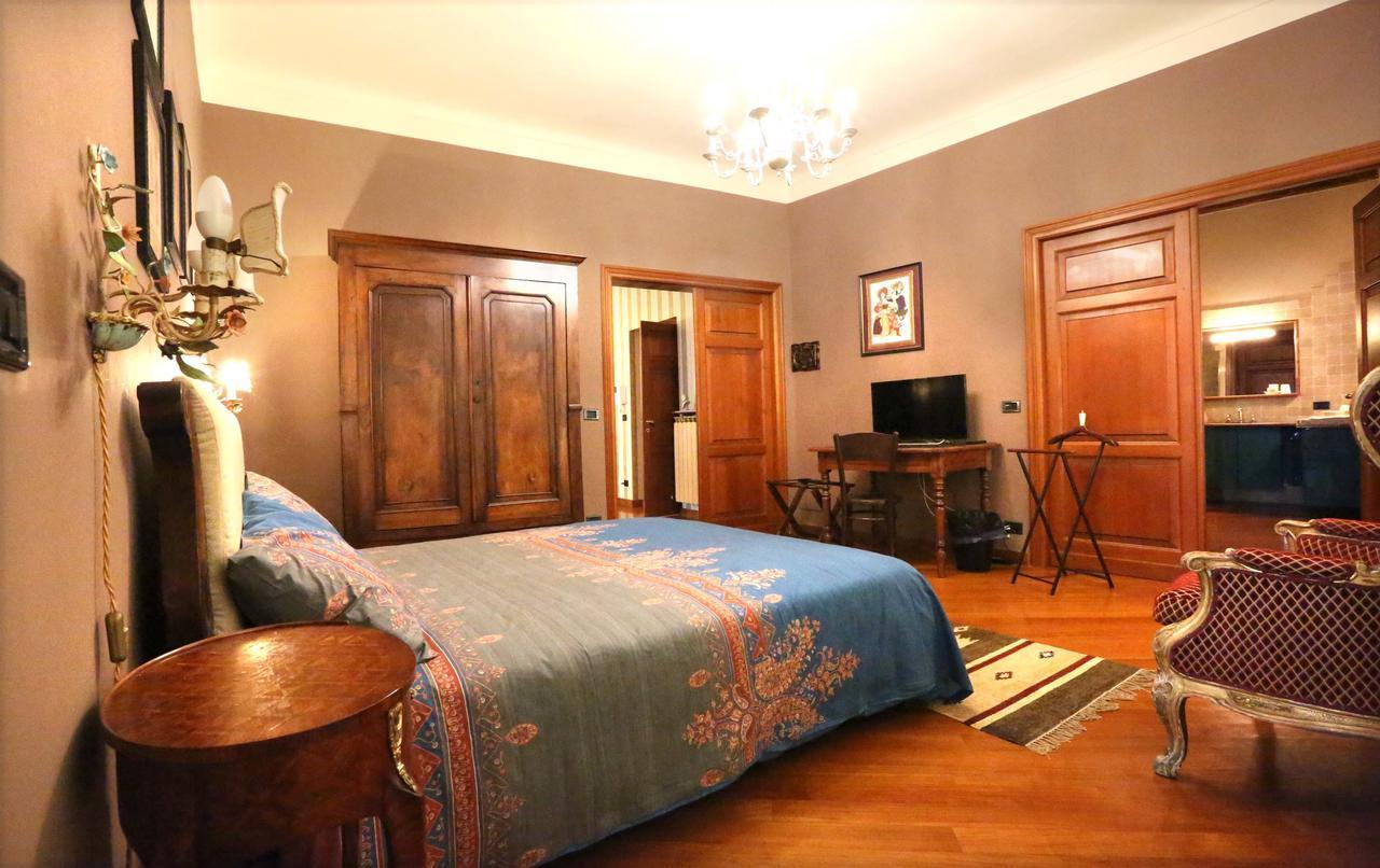 Casa Asso Di Coppe B&B Alba Kültér fotó