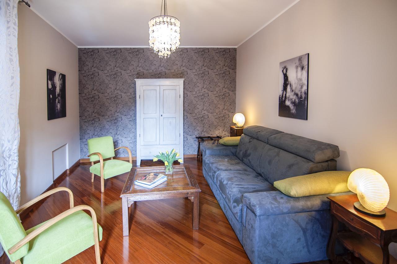 Casa Asso Di Coppe B&B Alba Kültér fotó
