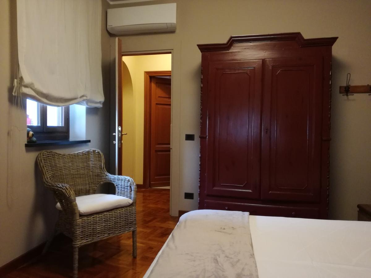 Casa Asso Di Coppe B&B Alba Kültér fotó