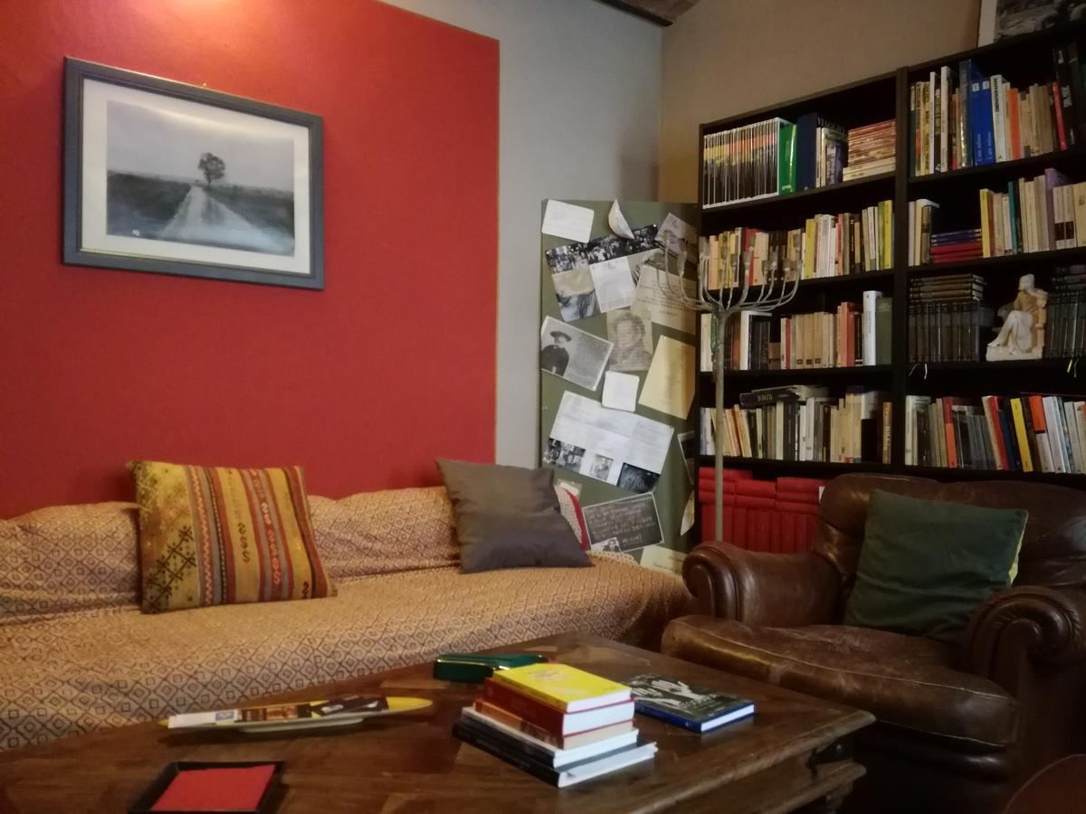 Casa Asso Di Coppe B&B Alba Kültér fotó